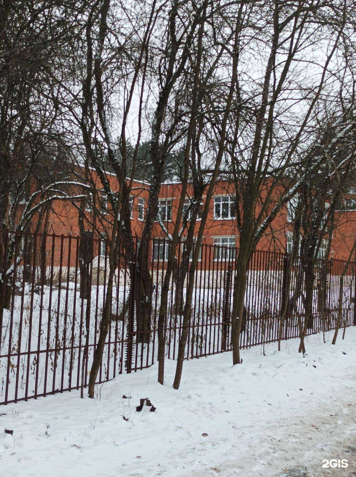 Отзывы на компанию Детская художественная школа им. О.Н. Ряшенцева в Пущине c фото - фотография 2 из 2