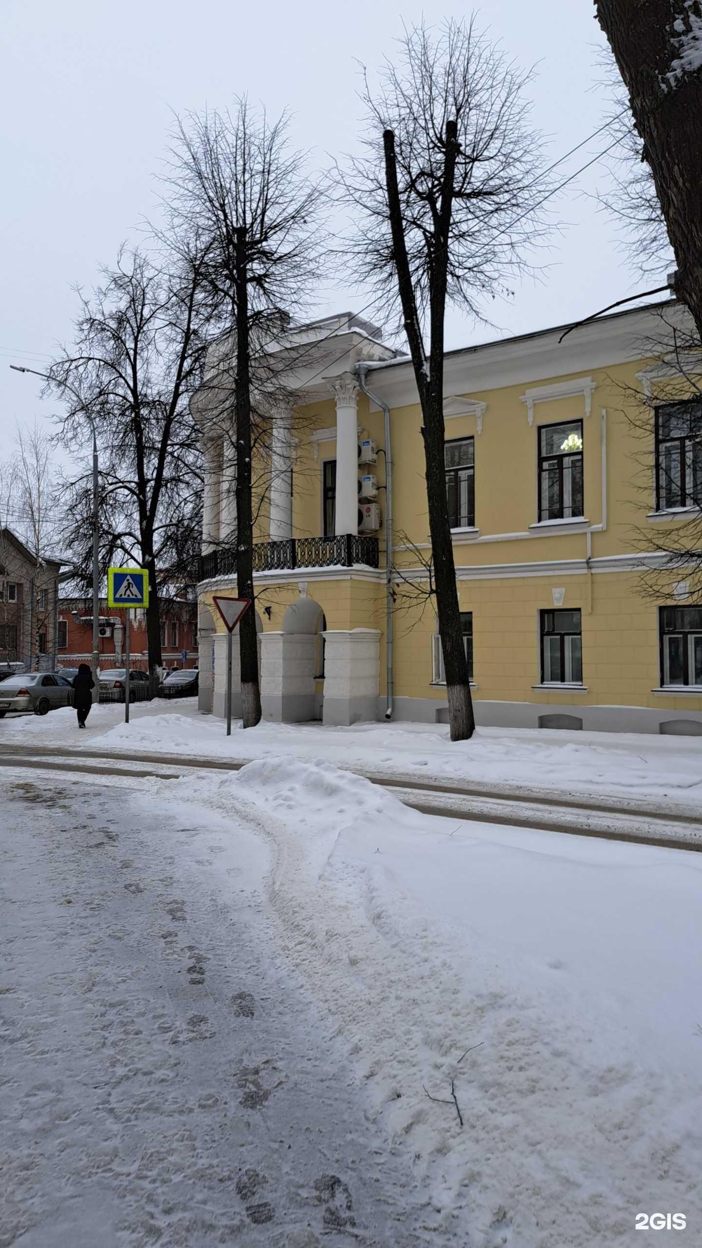 Отзывы на компанию Ярославский государственный педагогический университет им. К.Д. Ушинского в Ярославле c фото