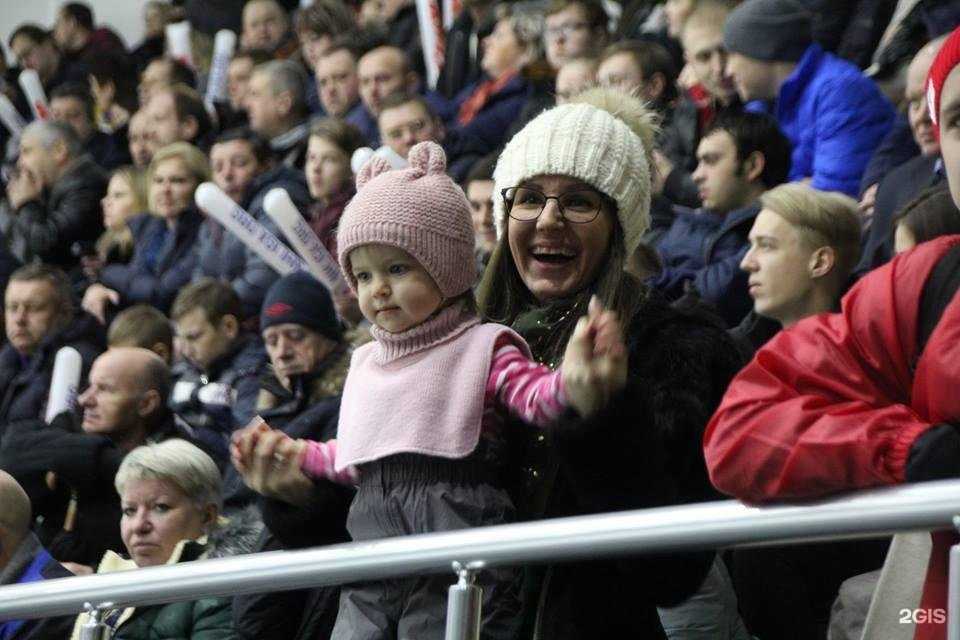 Отзывы на компанию Крытый тренировочный каток им. Ионова А.С. в г. Электросталь c фото