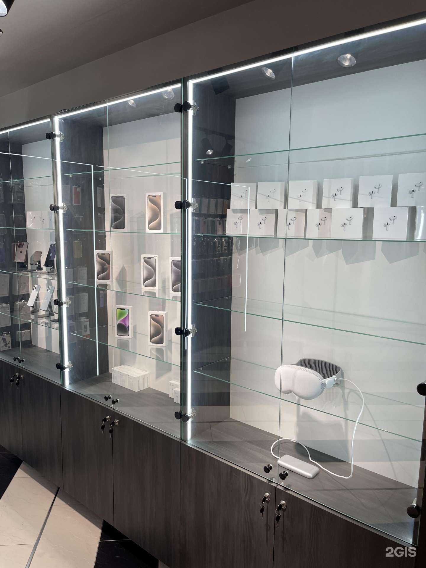 Отзывы на компанию iPhoneShik в Омске c фото