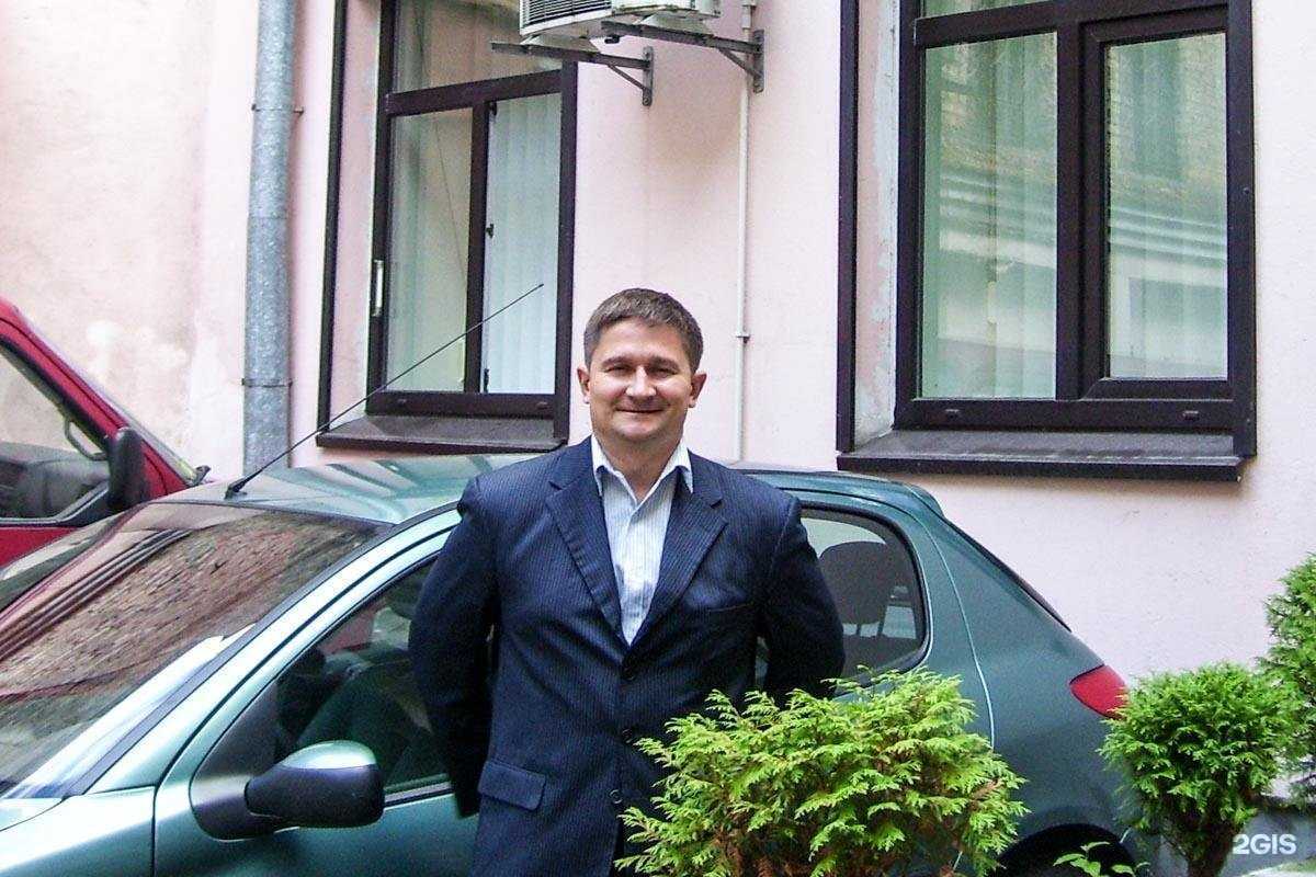 Отзывы на компанию Уральский университет-Уральский институт экономики, управления и права в г. Екатеринбург c фото