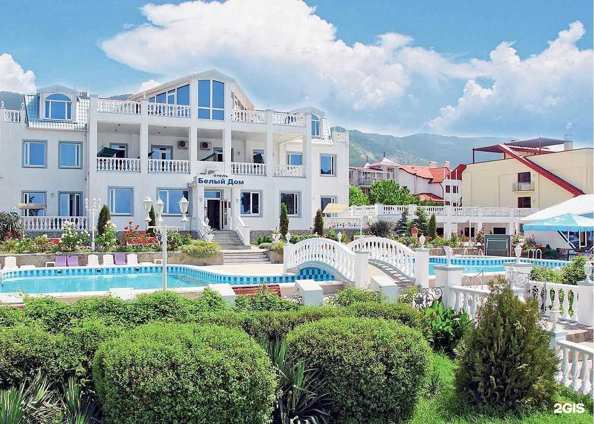 Отзывы на компанию Белый дом в г. Геленджик c фото