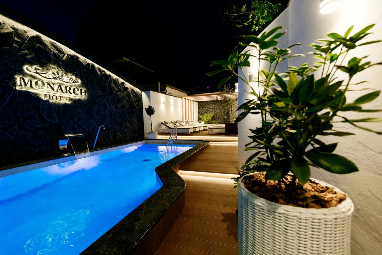 Отзывы на компанию Монарх в Геленджике c фото - фотография 3 из 6