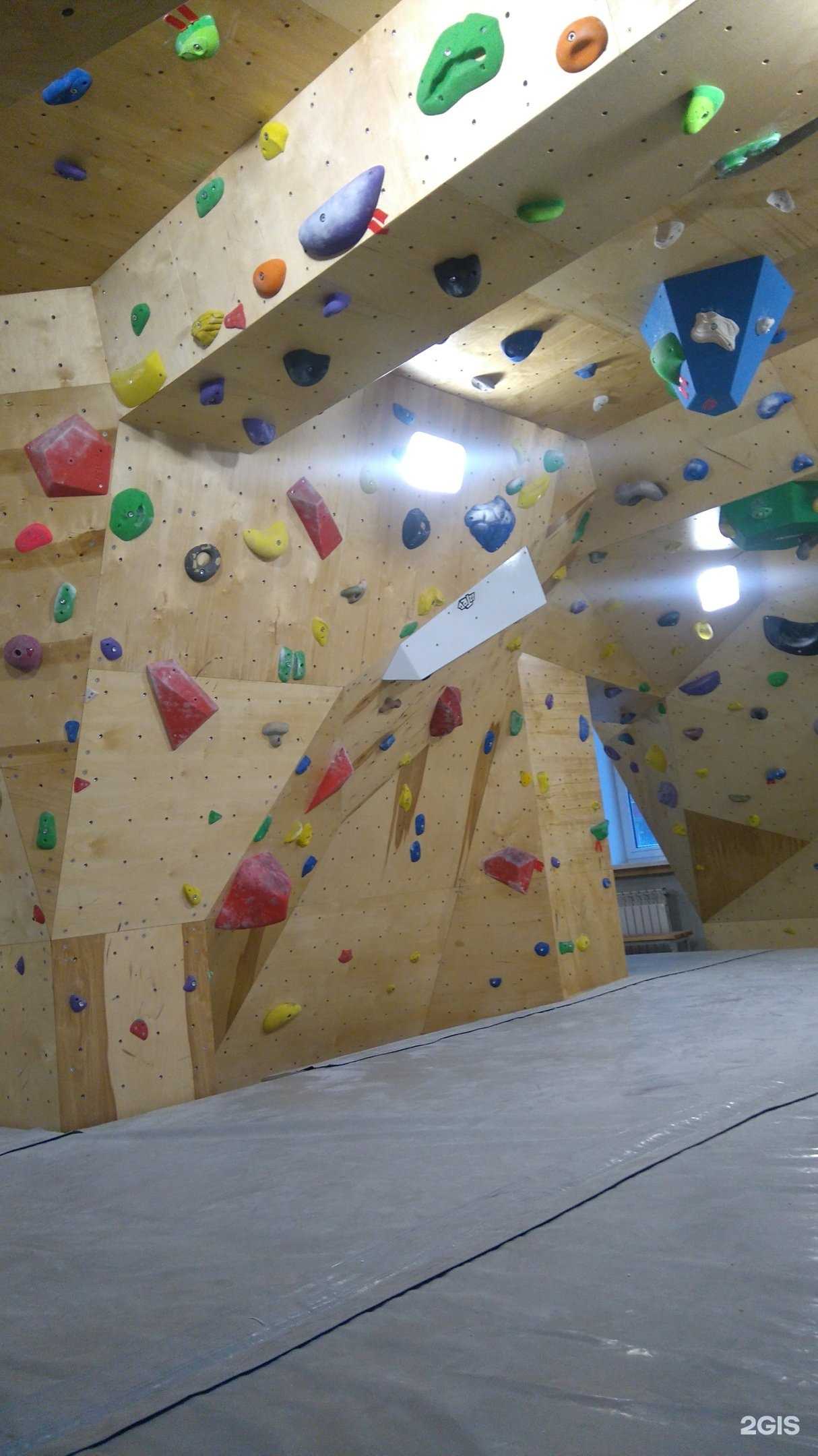 Отзывы на компанию СШОР им. В.Г. Путинцева в Красноярске c фото