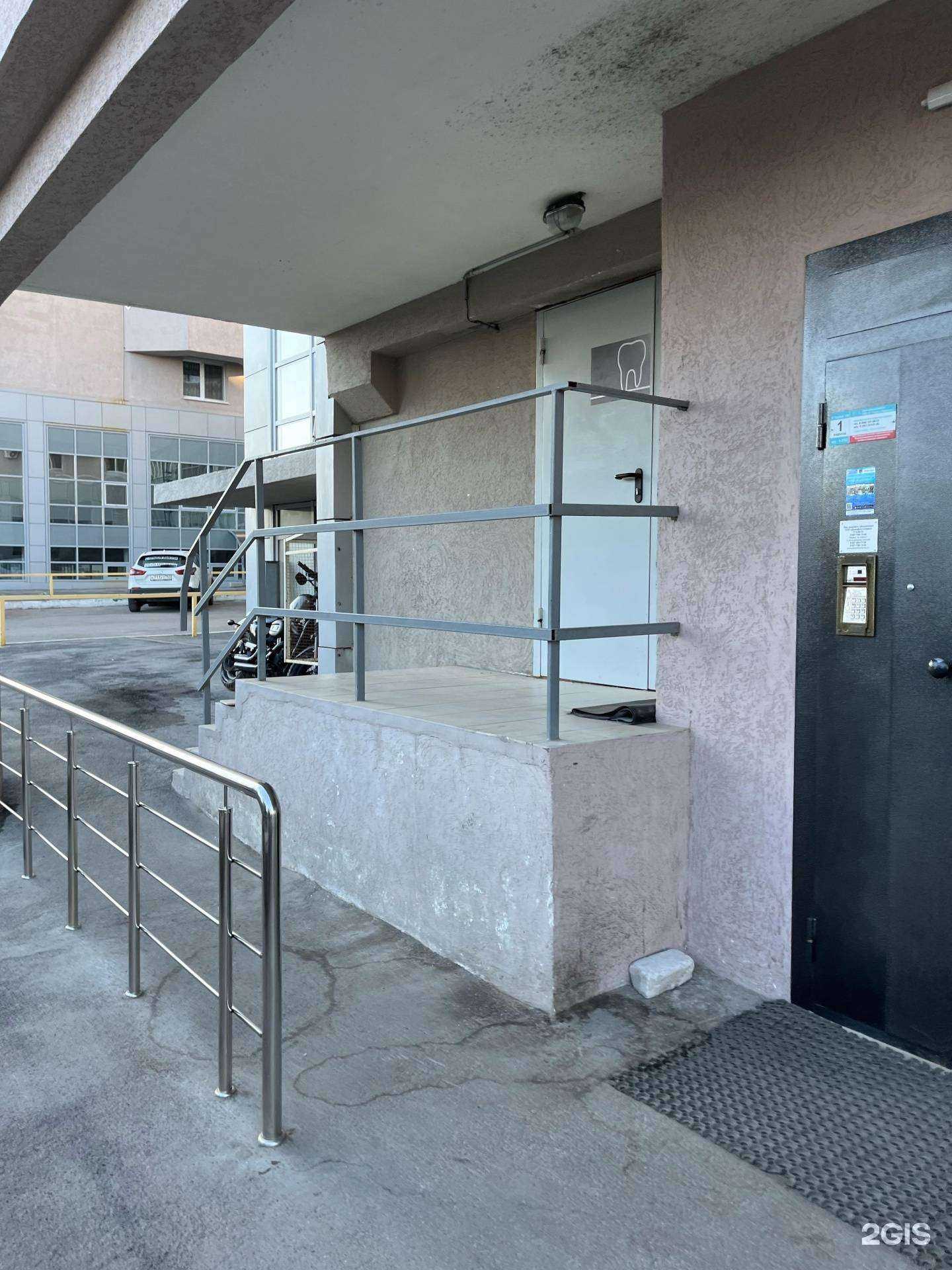 Отзывы на компанию Клиника эстетической стоматологии Марата Хасанова  в г. Самара c фото