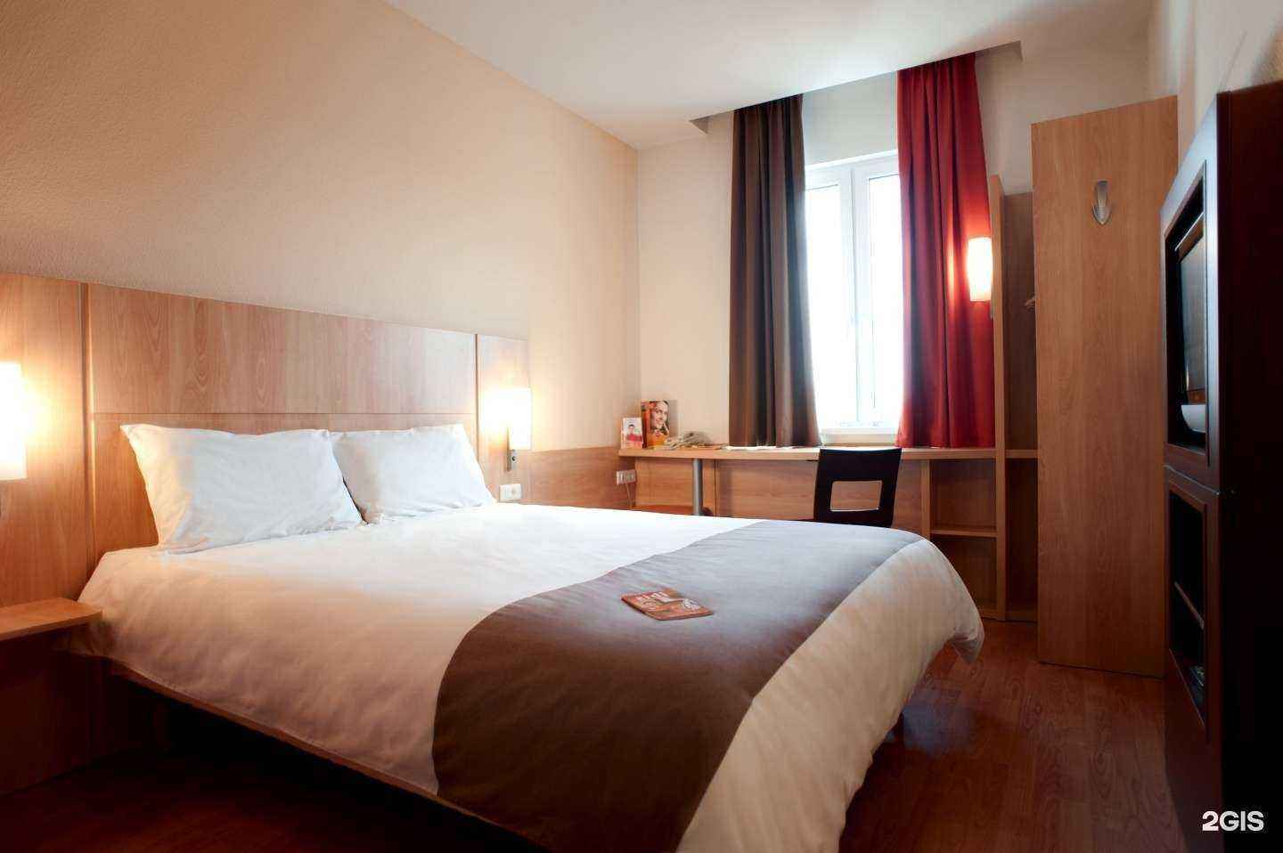 Отзывы на компанию ibis Сибирь Омск в г. Омск c фото