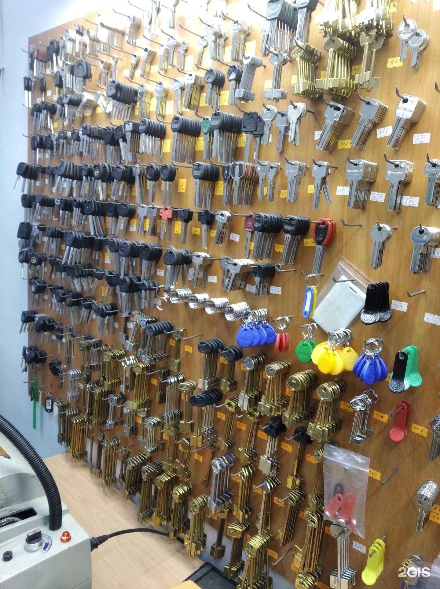 Отзывы на компанию Мастерская по изготовлению ключей в Ялуторовске c фото