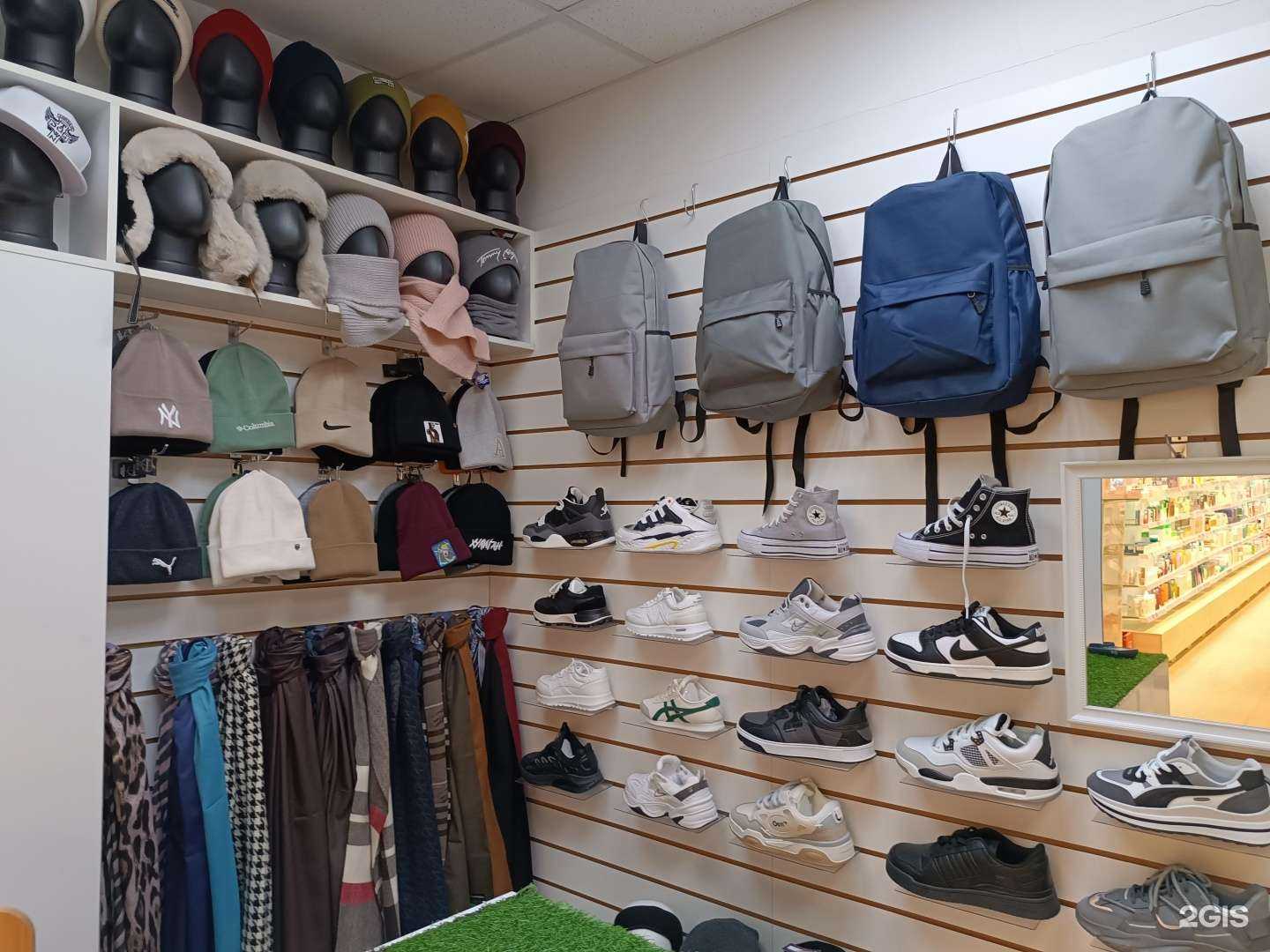 Отзывы на компанию Магазин бейсболок и обуви в Якутске c фото