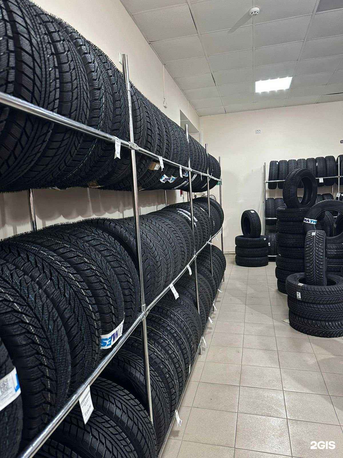 Отзывы на компанию Магазин шин и аккумуляторов в г. Таганрог c фото