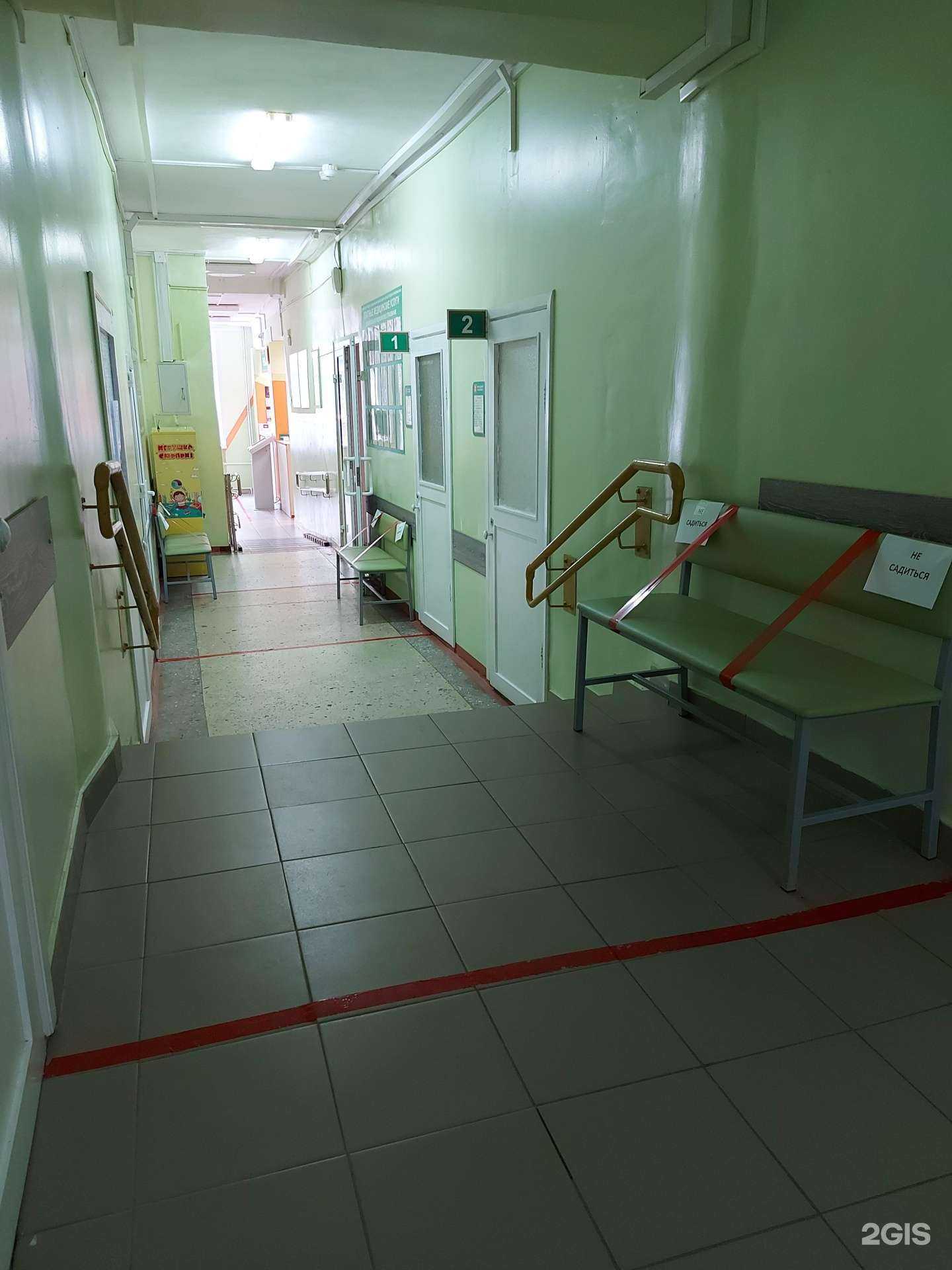 Отзывы на компанию Детская поликлиника №6 в Омске c фото - фотография 2 из 2