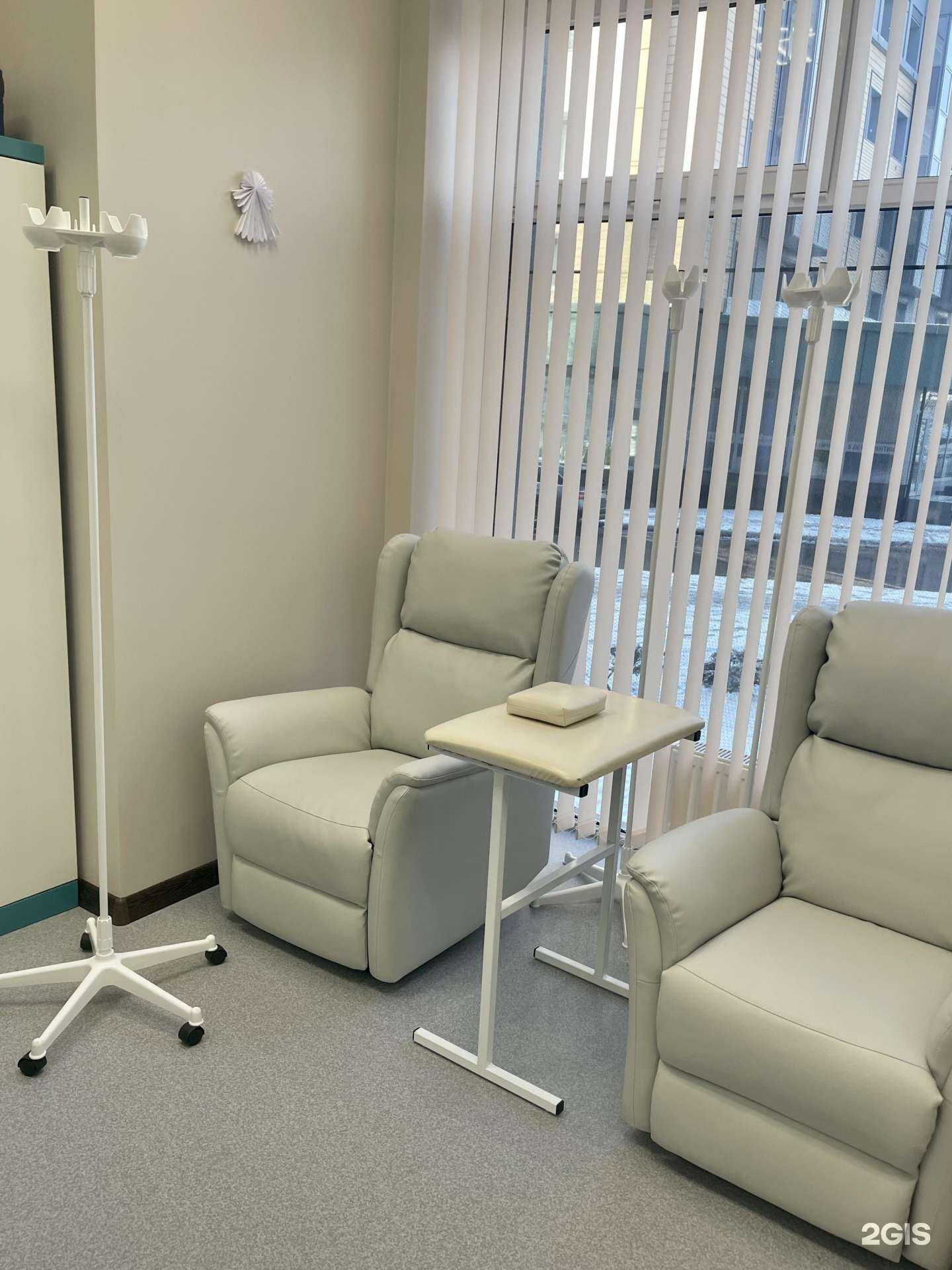 Отзывы на компанию Хорошая поликлиника в г. Калининград c фото