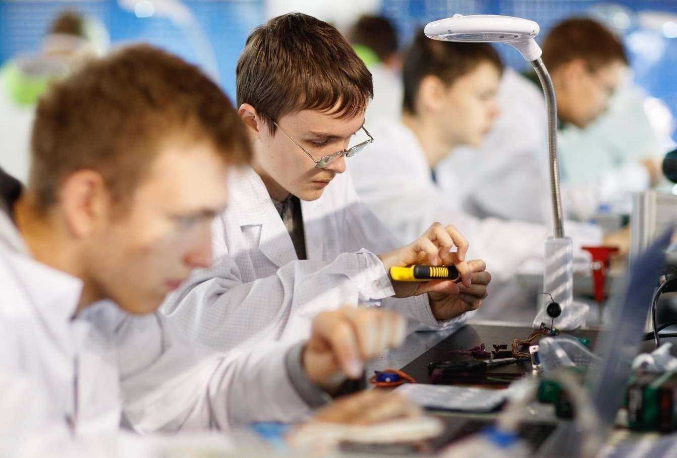 Отзывы на компанию Университетский лицей в г. Димитровград c фото