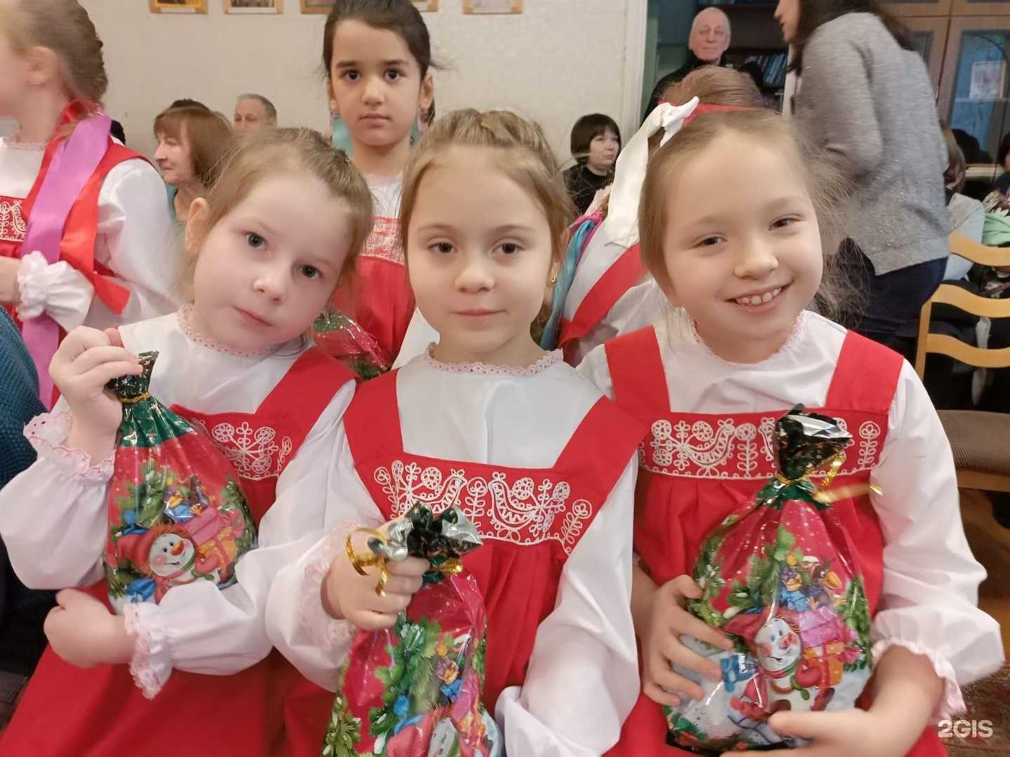 Отзывы на компанию Детская музыкальная школа им. М.М. Сакадынца в Мончегорске c фото