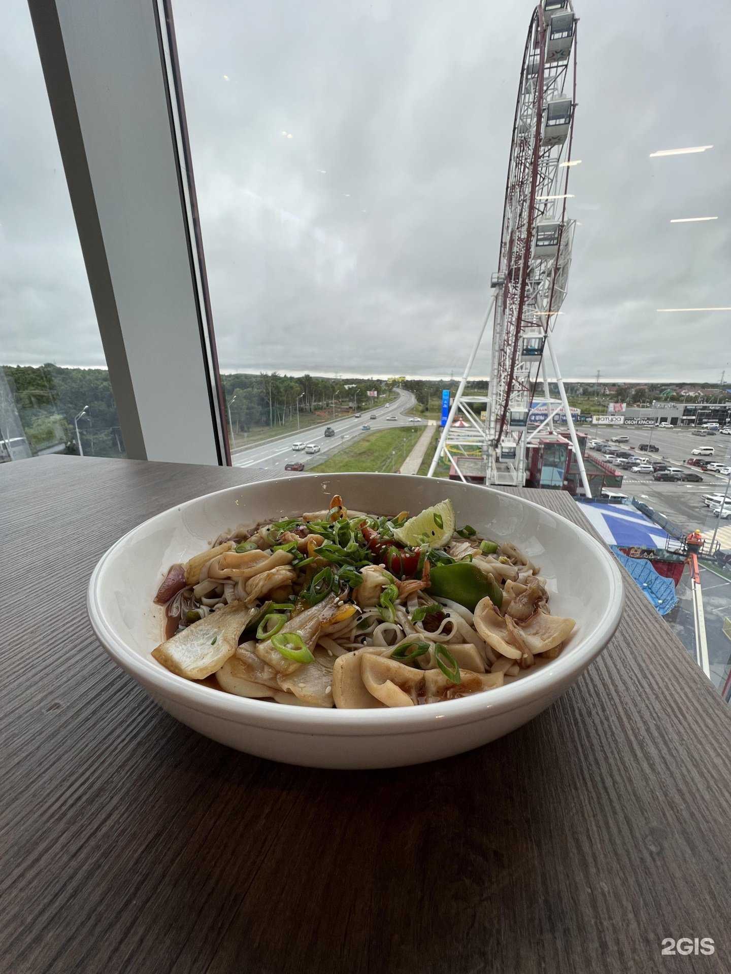 Отзывы на компанию Улица Pho в г. Южно-Сахалинск c фото