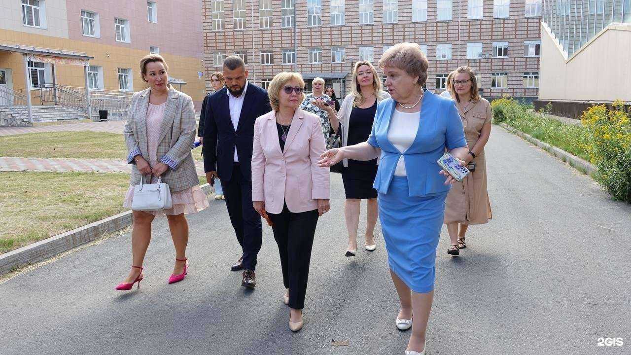 Отзывы на компанию Средняя школа №10 в г. Сургут c фото