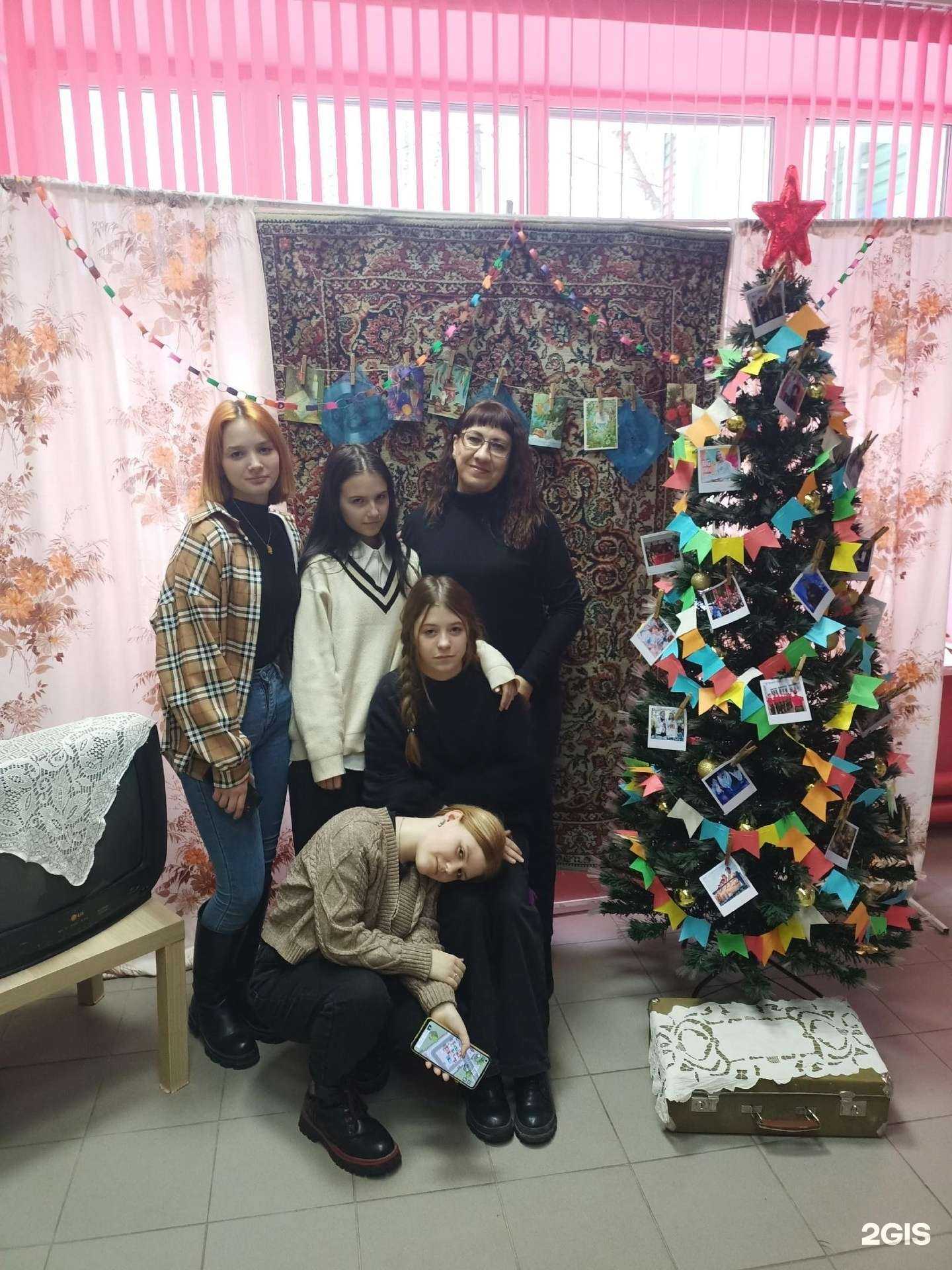 Отзывы на компанию Средняя школа №4 в Ачинске c фото