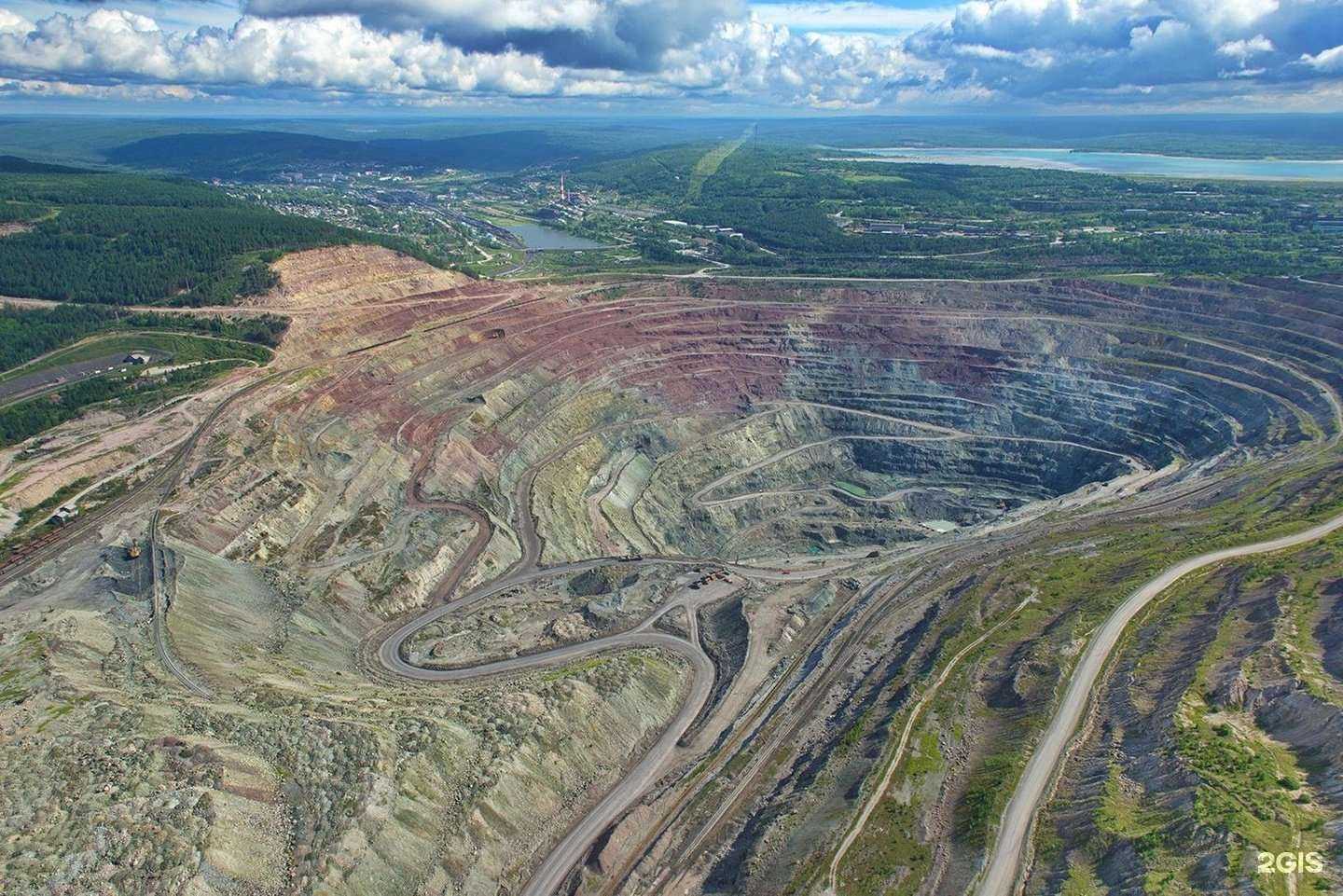 Отзывы на компанию Челябинский металлургический комбинат в Челябинске c фото