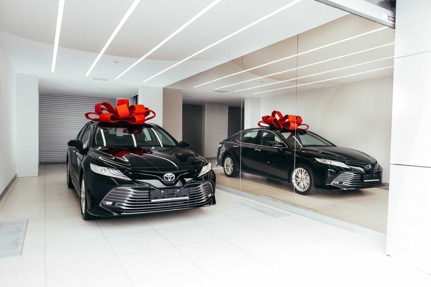 Отзывы на компанию Тойота Центр Нижневартовск в Нижневартовске c фото