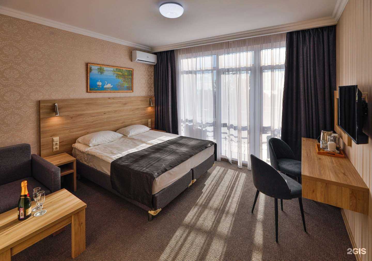 Отзывы на компанию Версаль в Геленджике c фото