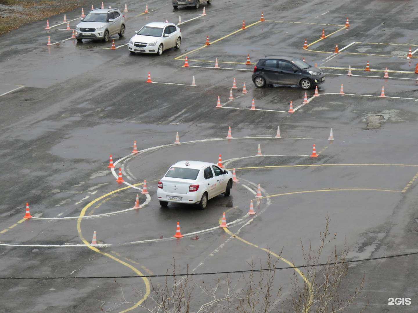 Отзывы на компанию Свердловская областная автошкола Всероссийского общества автомобилистов в Екатеринбурге c фото