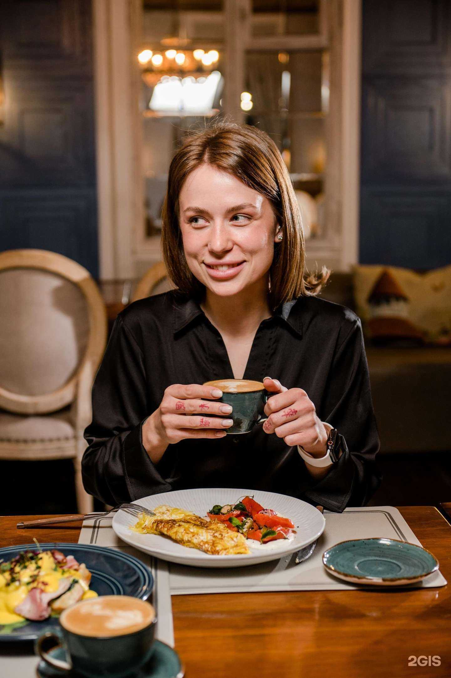 Отзывы на компанию Brugge Pub в Владивостоке c фото