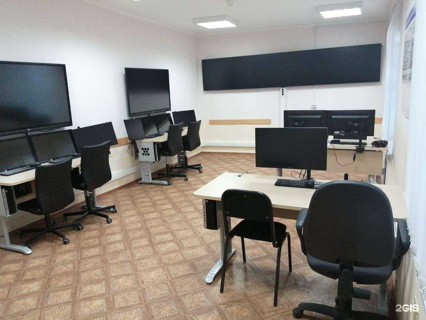 Отзывы на компанию Уральский государственный университет путей сообщения в Тюмени c фото