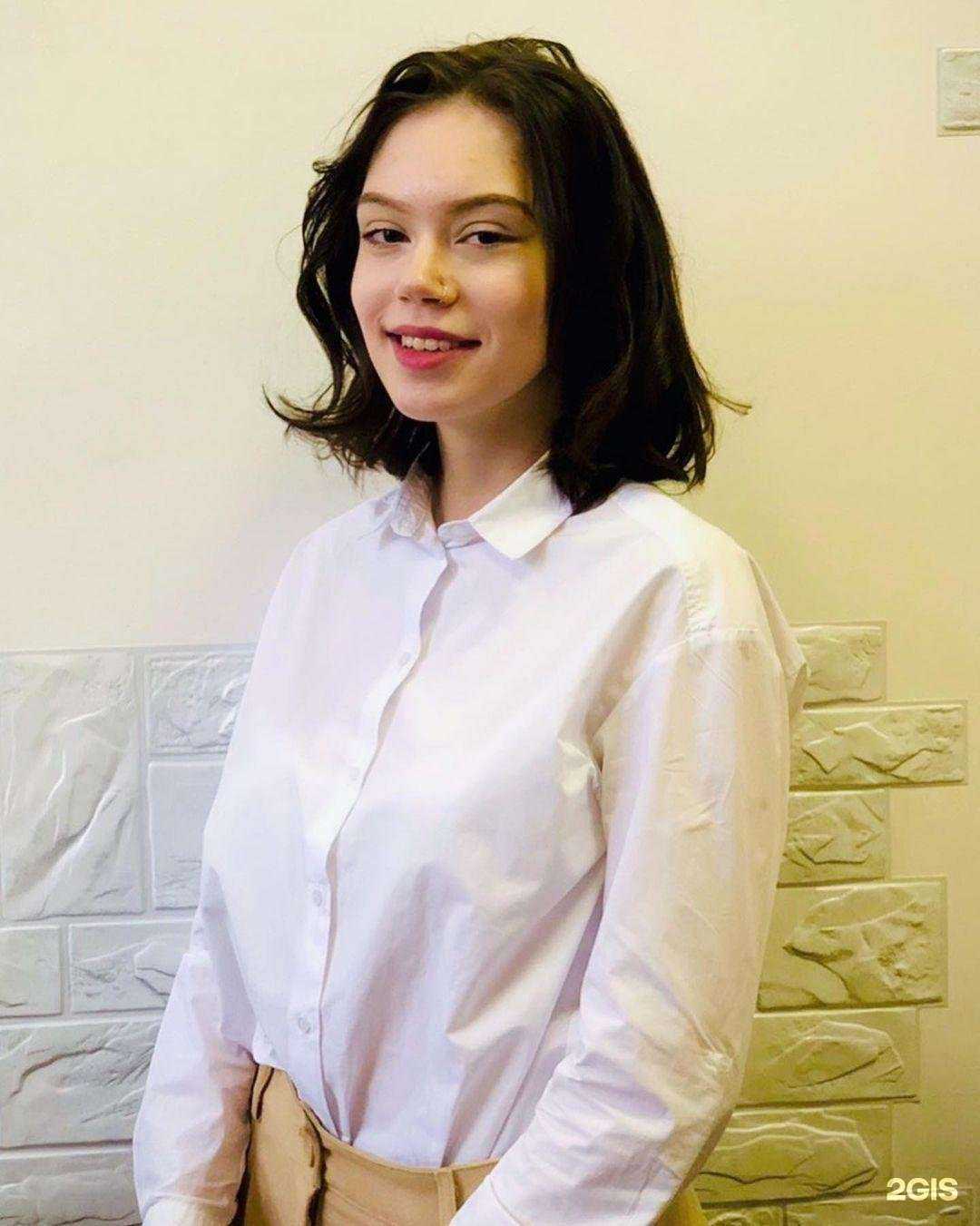 Отзывы на компанию Средняя школа №13 с углублённым изучением отдельных предметов в Нижневартовске c фото