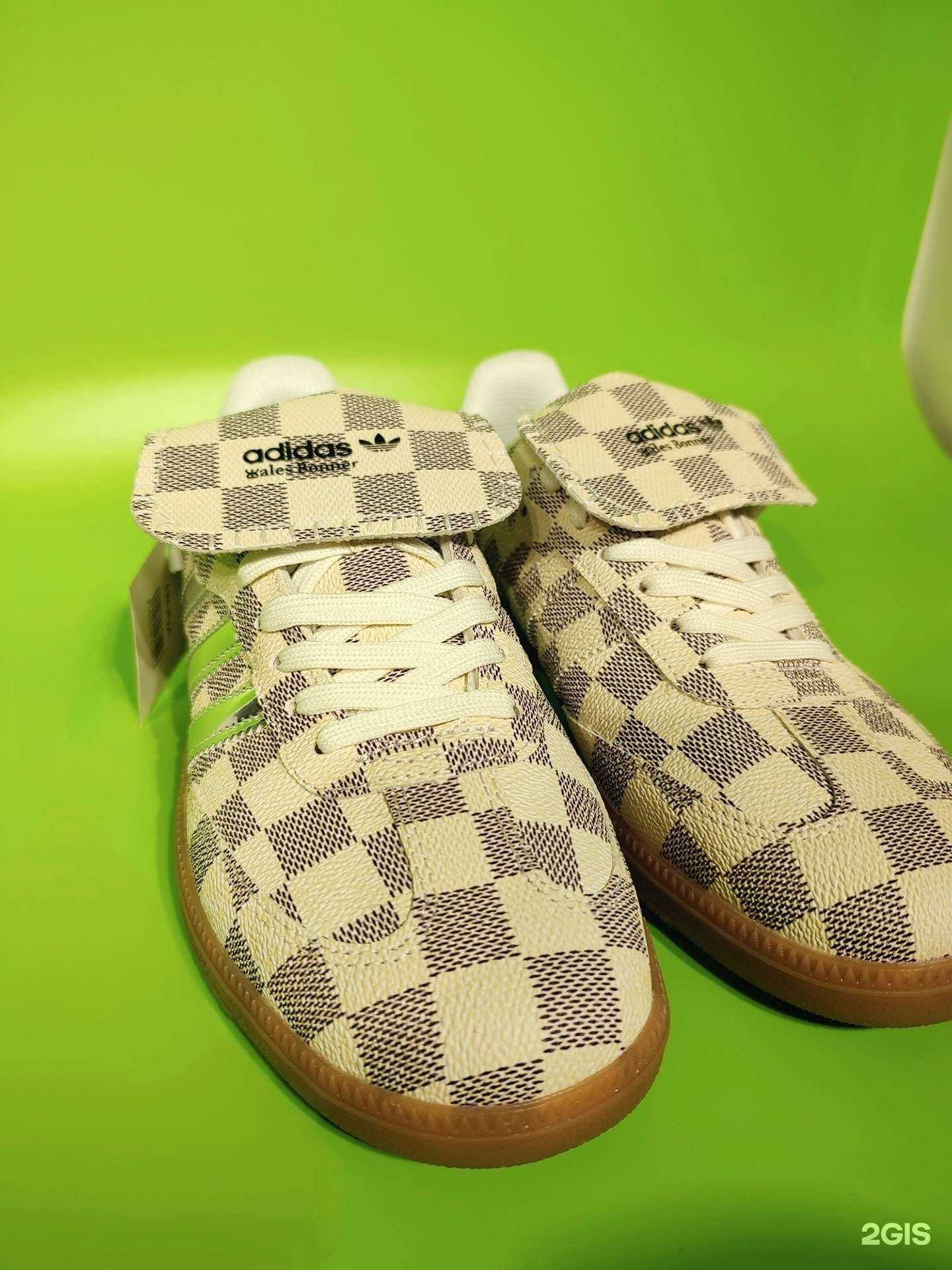 Отзывы на компанию Вагон кроссовок в Тюмени c фото