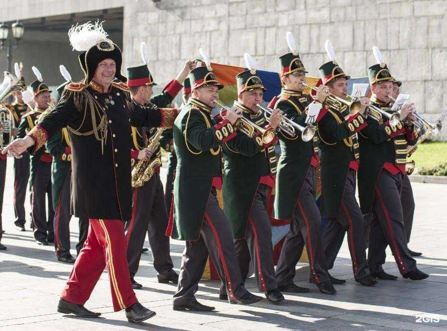 Отзывы на компанию Екатеринбургская детская школа искусств №6 им. К.Е. Архипова в Екатеринбурге c фото