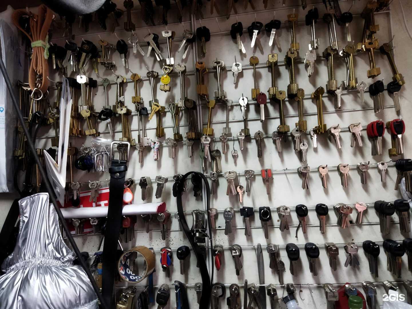 Отзывы на компанию Мастерская по ремонту обуви и изготовлению ключей в Новосибирске c фото