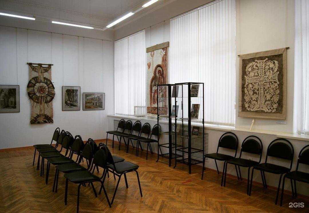 Отзывы на компанию Уральский государственный архитектурно-художественный университет в Екатеринбурге c фото