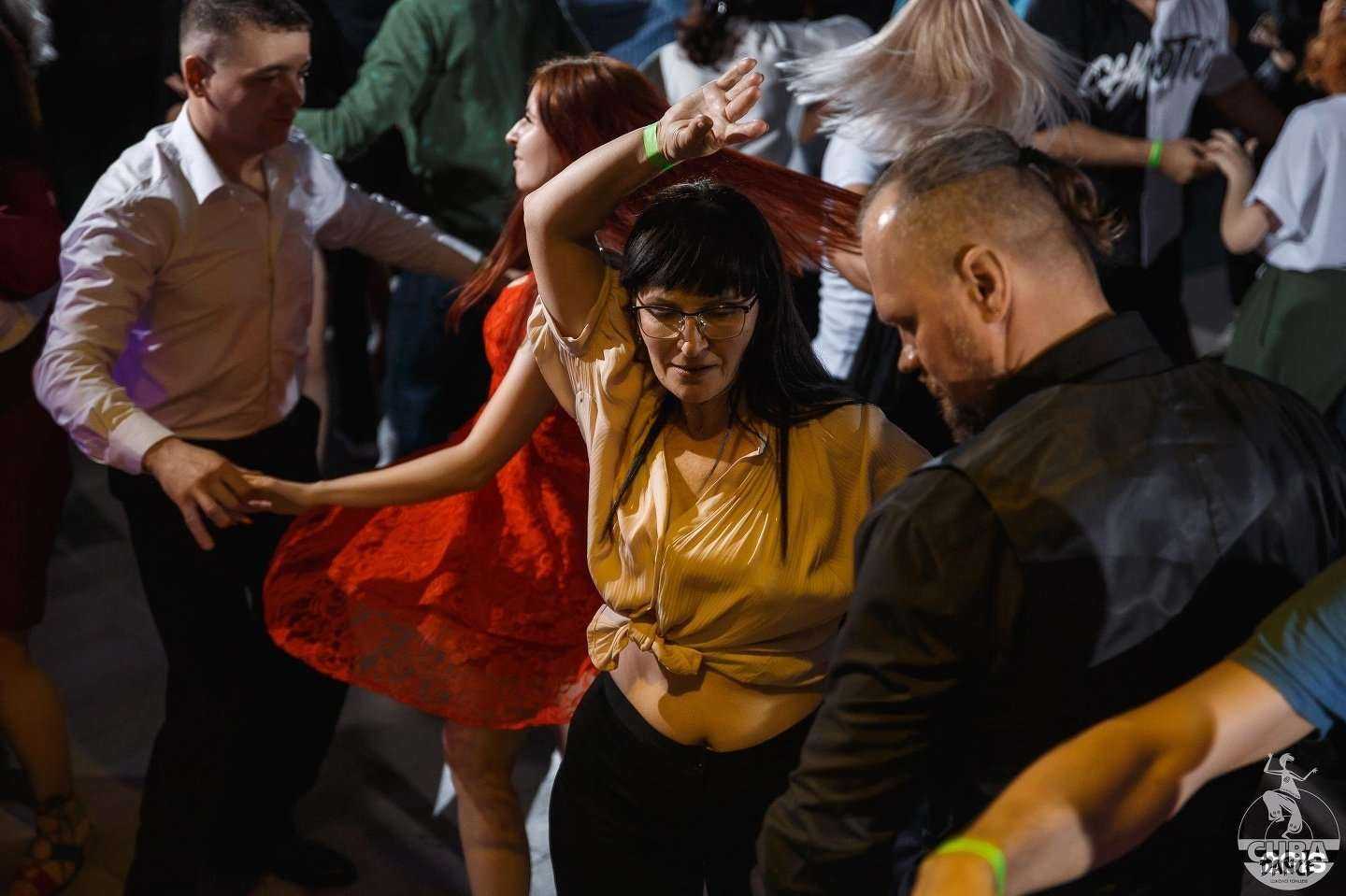 Отзывы на компанию CraDance  в Волжском c фото