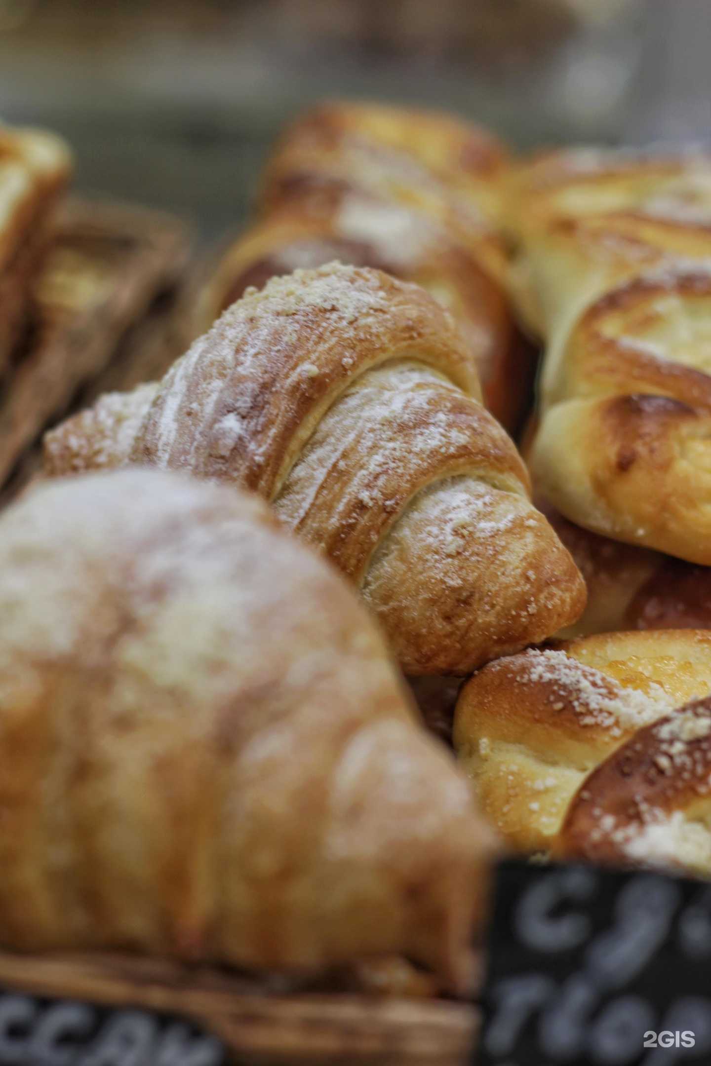 Отзывы на компанию Хлебная мельница на Бакинской в Астрахани c фото
