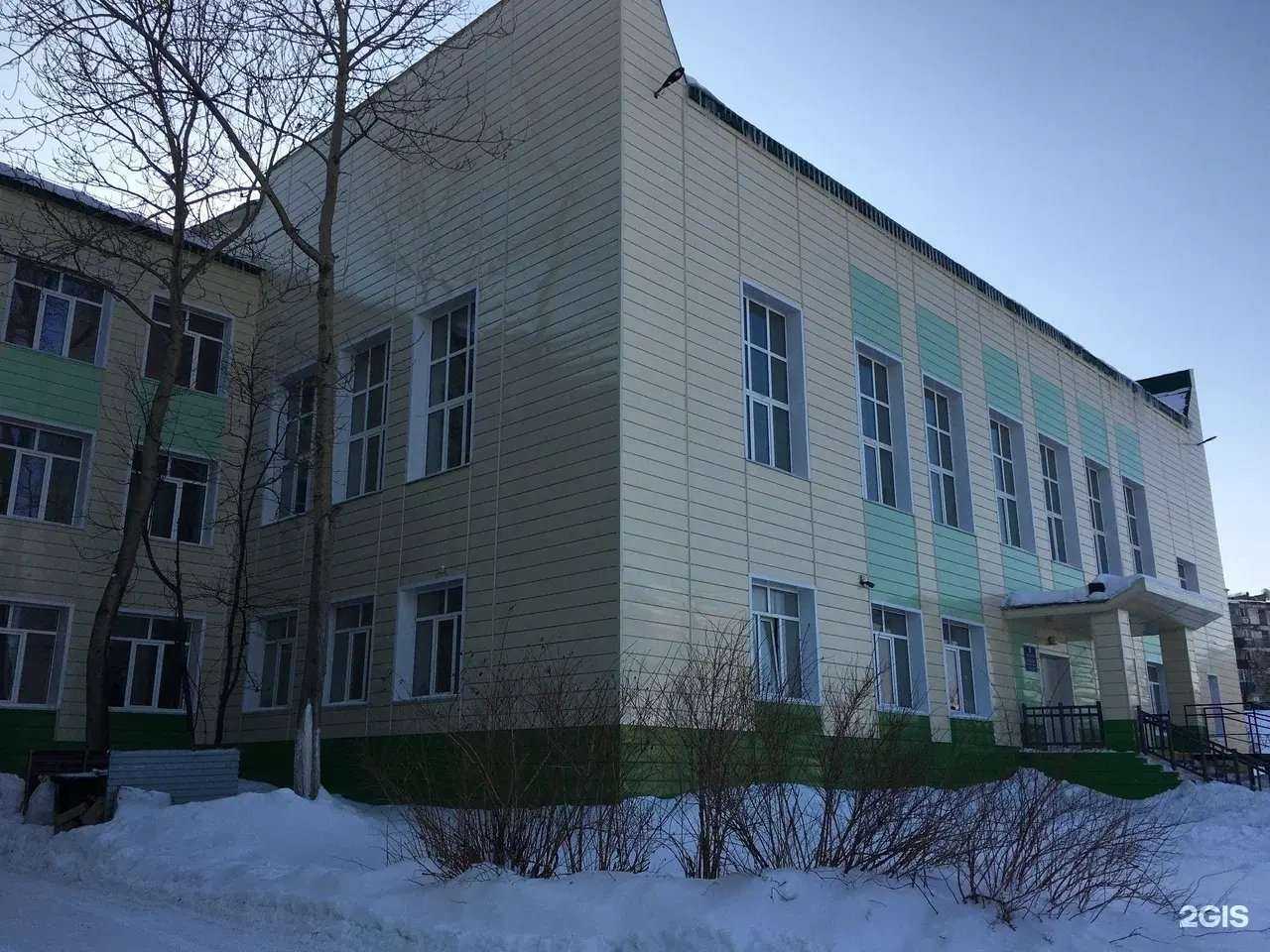 Отзывы на компанию Средняя школа №1 в г. Холмск c фото