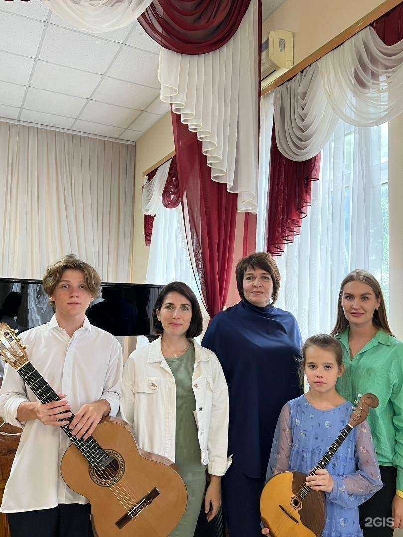 Отзывы на компанию Детская школа искусств №10 им. В.В. Магдалица в Краснодаре c фото