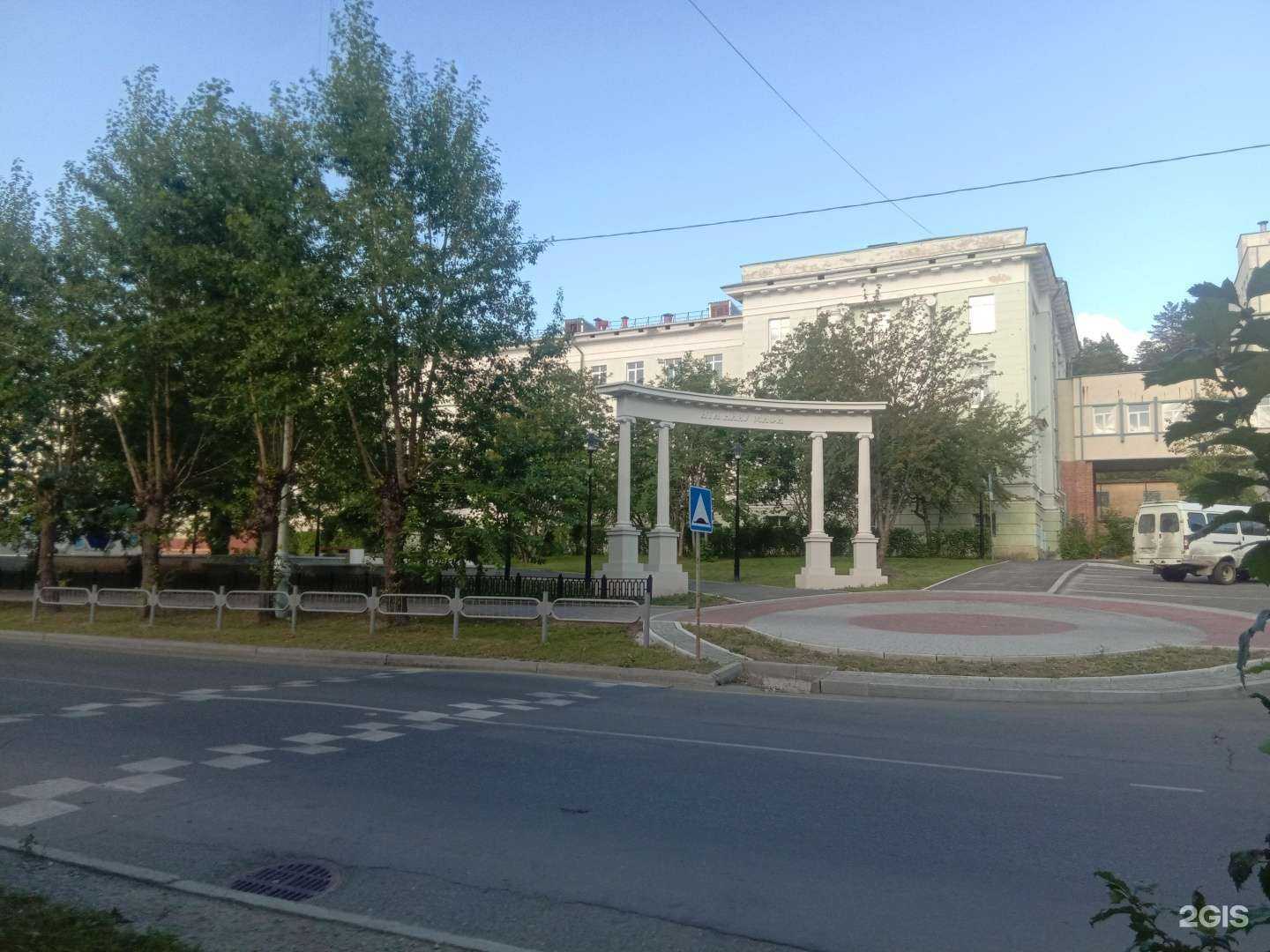 Отзывы на компанию Tennur club, теннисный клуб в Новоуральске c фото