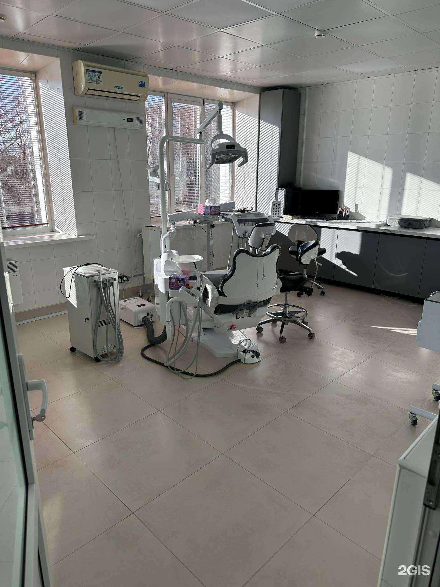 Отзывы на компанию Роял Дент Технолоджи в Находке c фото