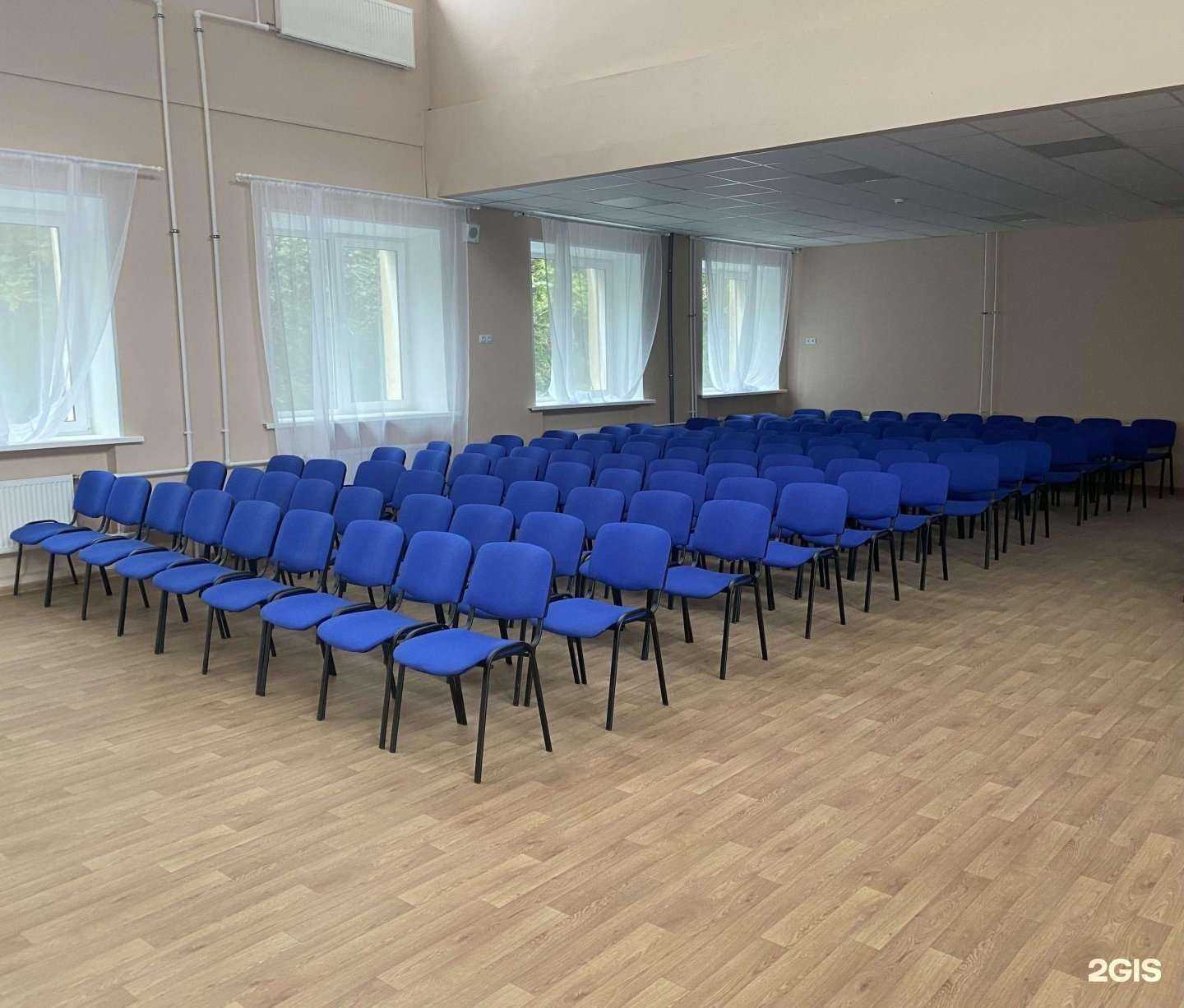 Отзывы на компанию Средняя общеобразовательная школа №18 с углубленным изучением предметов им. О.П. Табакова в Саратове c фото