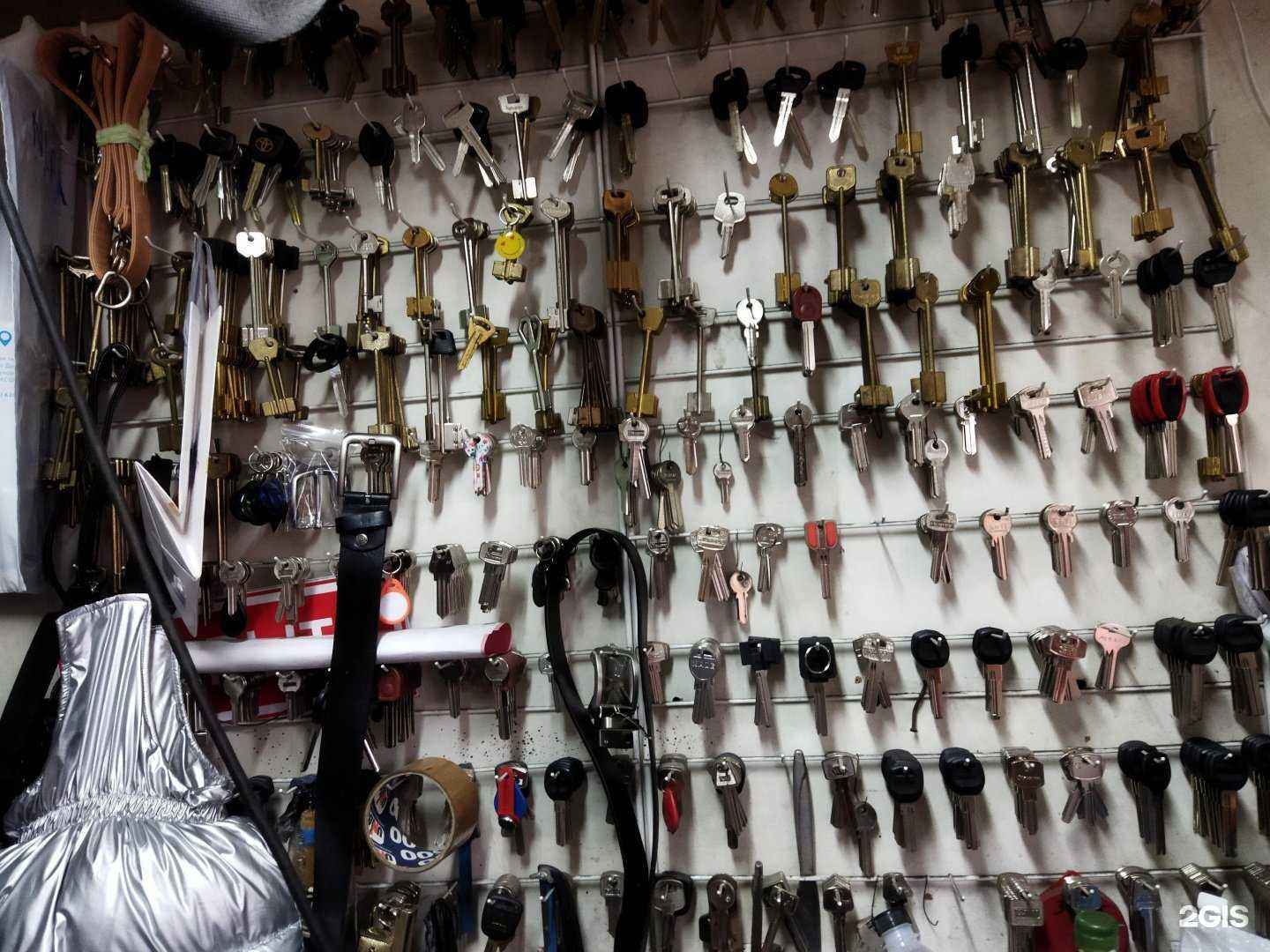 Отзывы на компанию Мастерская по ремонту обуви и изготовлению ключей в г. Новосибирск c фото