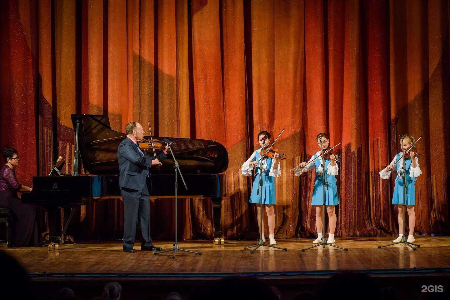 Отзывы на компанию Школа хорового искусства Полёт им. Т. Е. Селищевой в Жуковском c фото