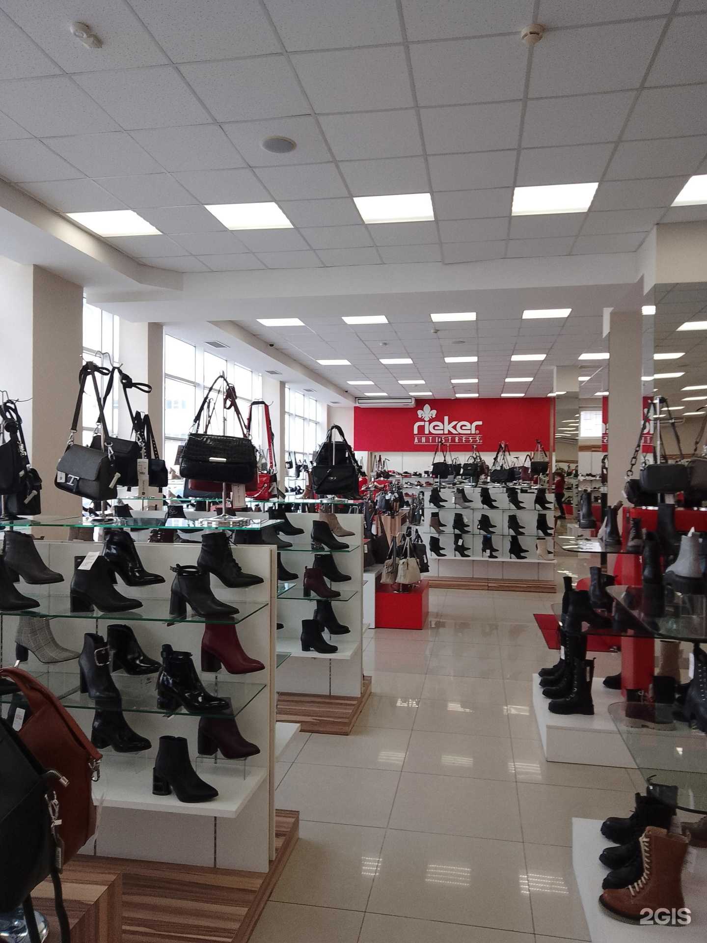 Отзывы на компанию Rieker в Новороссийске c фото