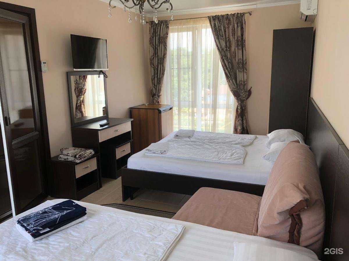 Отзывы на компанию Старый дворик в Анапе c фото